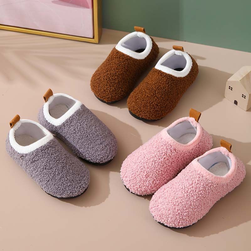 Chinelos internos forrados de  - Baby Nursery Online avaliação e preço
